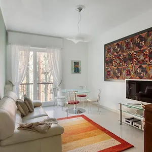 Vibes Cenisio Apartamento Milán